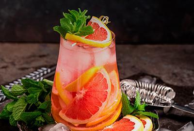 Melissen-Grapefruit-Drink